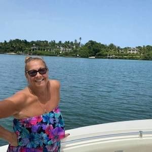 Meet your Posher, Arline